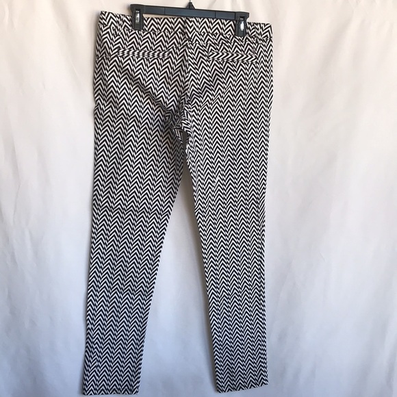 Volcom black and white Chevron pattern pants, 11 - Picture 7 of 16